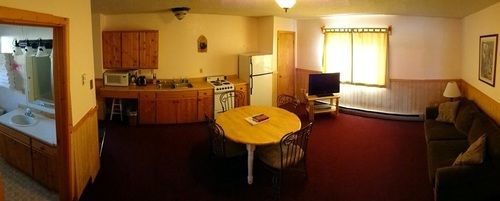 Alpine Motel Of Cooke City Eksteriør billede